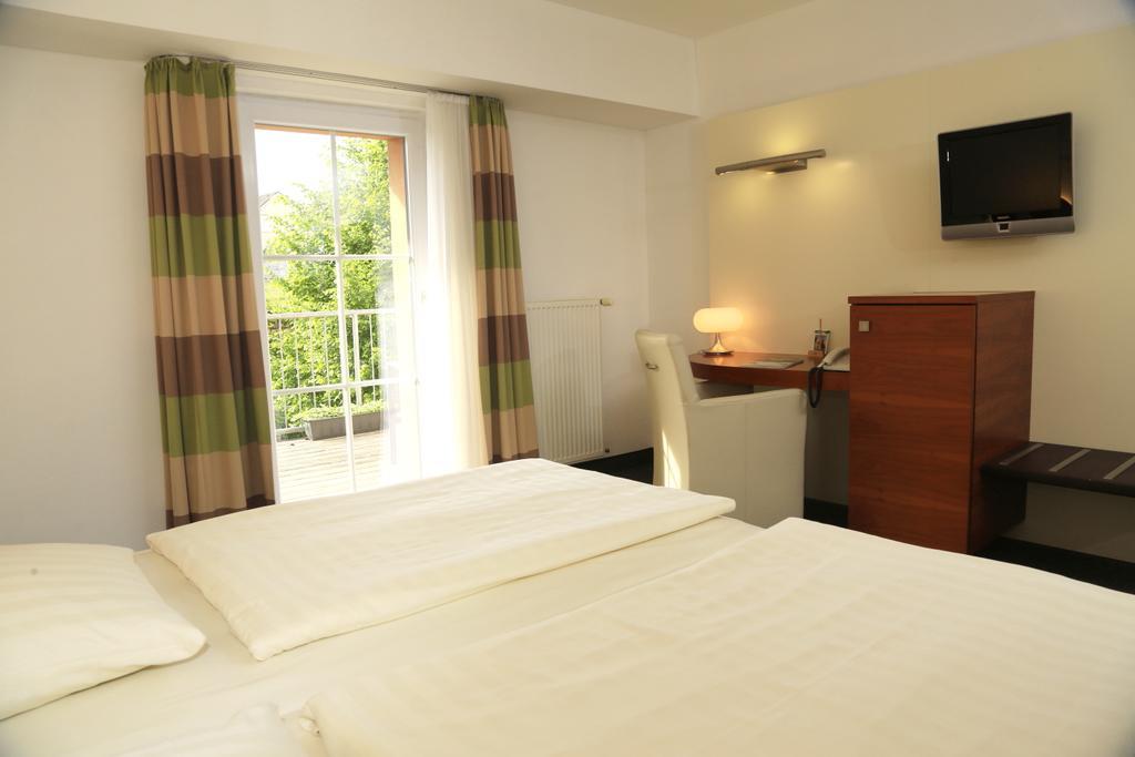 Landidyll Hotel Klostermuehle Munchweiler an der Alsenz Ngoại thất bức ảnh